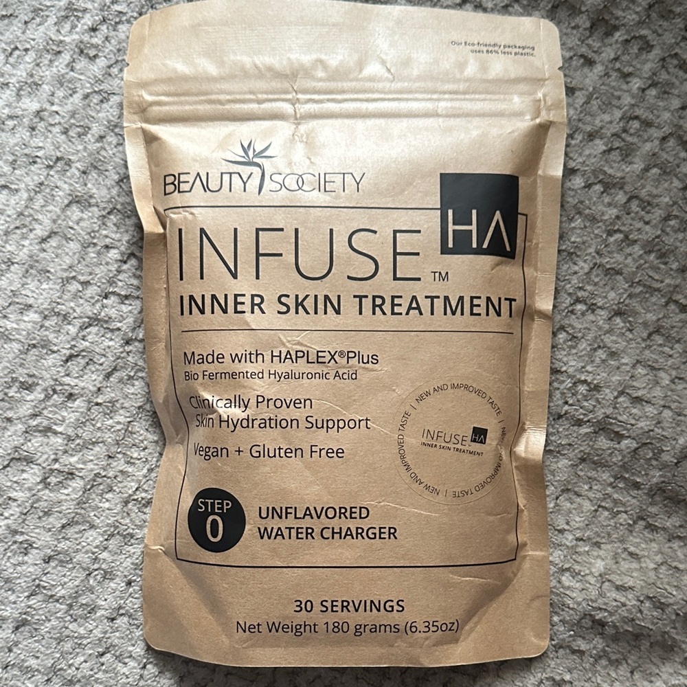 Beauty Society Infuse HA Water Charger